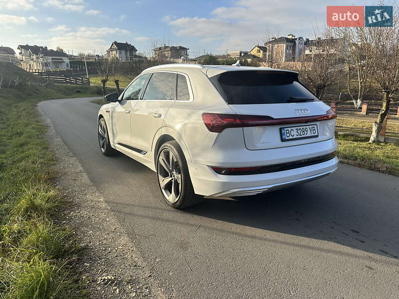 Внедорожник / Кроссовер Audi e-tron 2019 в Львове