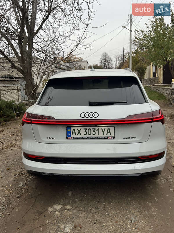 Внедорожник / Кроссовер Audi e-tron 2022 в Харькове фото 3 Внедорожник / Кроссовер Audi e-tron 2022 в Харькове