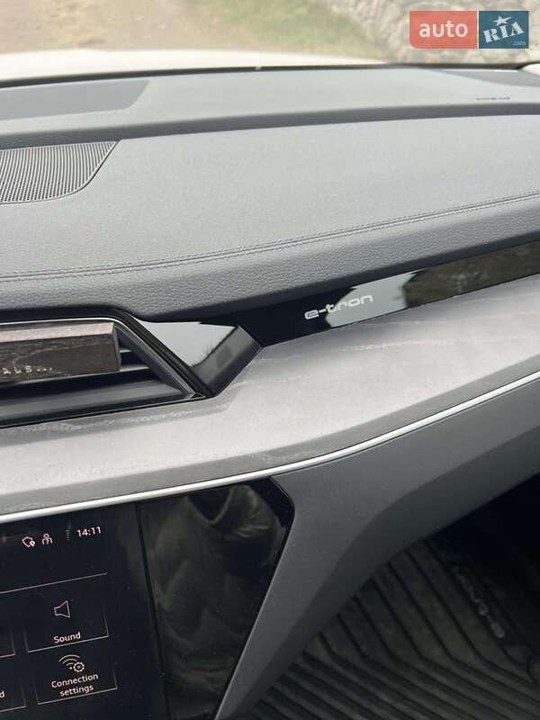 Внедорожник / Кроссовер Audi e-tron 2022 в Харькове фото 14 Внедорожник / Кроссовер Audi e-tron 2022 в Харькове
