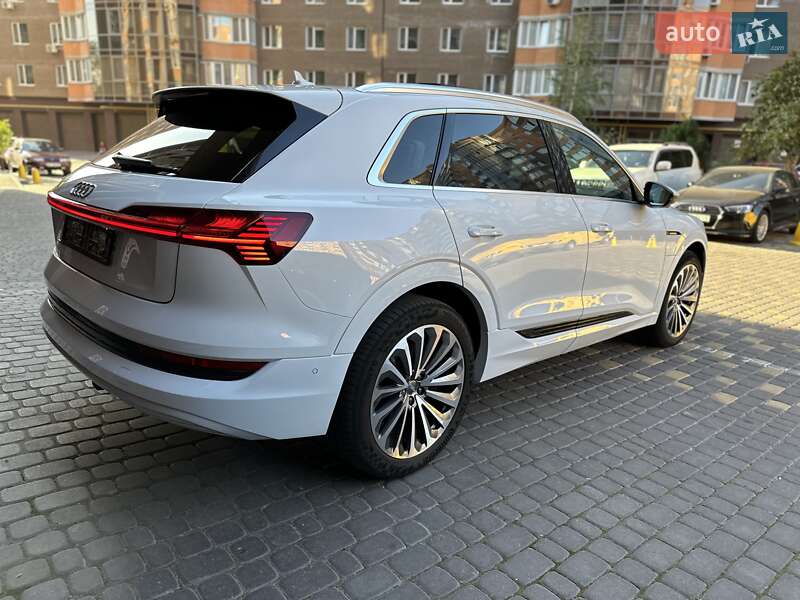 Внедорожник / Кроссовер Audi e-tron 2019 в Виннице