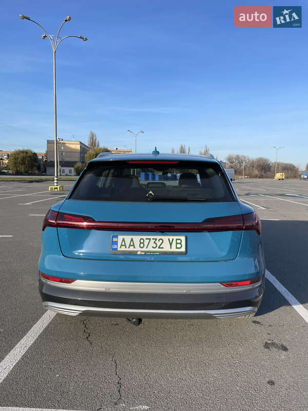 Позашляховик / Кросовер Audi e-tron 2019 в Кам'янець-Подільському