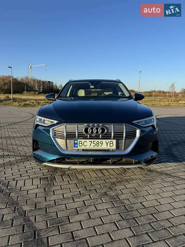 Позашляховик / Кросовер Audi e-tron 2019 в Львові фото 21 Позашляховик / Кросовер Audi e-tron 2019 в Львові