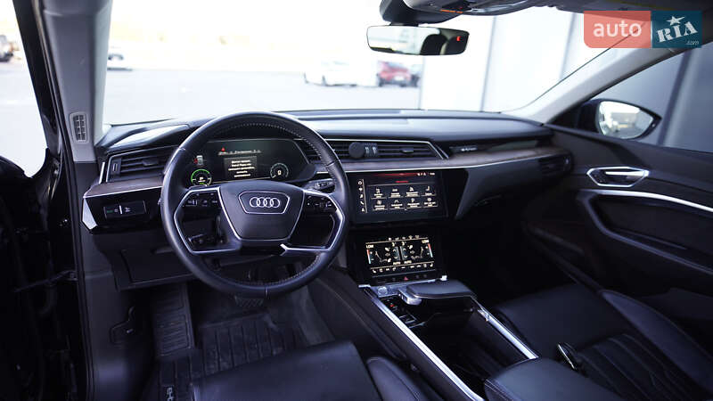 Позашляховик / Кросовер Audi e-tron 2019 в Львові