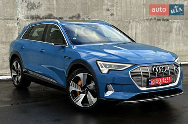 Внедорожник / Кроссовер Audi e-tron 2020 в 
