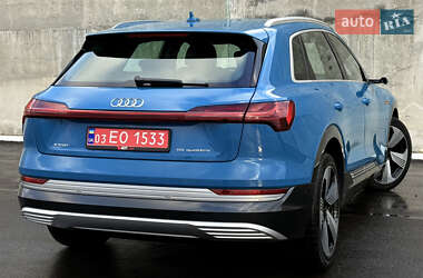 Внедорожник / Кроссовер Audi e-tron 2020 в 