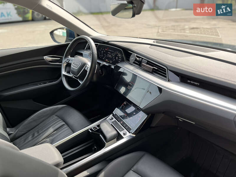 Внедорожник / Кроссовер Audi e-tron 2021 в Львове