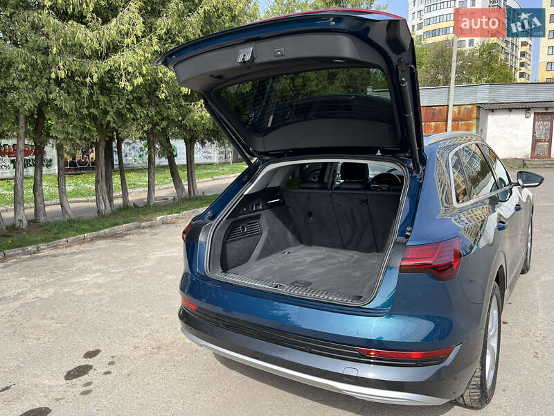 Внедорожник / Кроссовер Audi e-tron 2021 в Львове