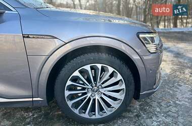 Позашляховик / Кросовер Audi e-tron 2020 в Чернівцях