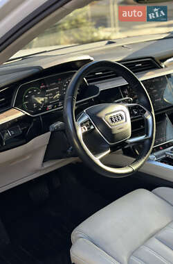 Позашляховик / Кросовер Audi e-tron 2019 в Полтаві
