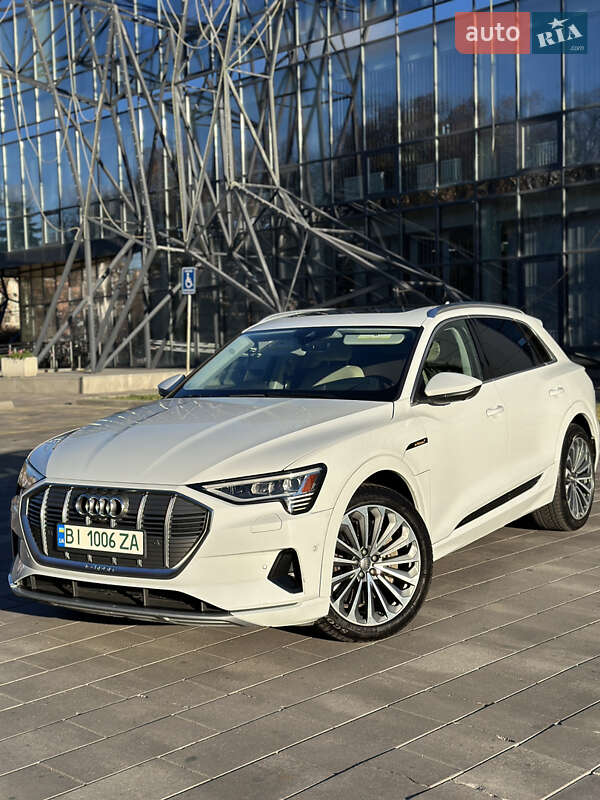 Внедорожник / Кроссовер Audi e-tron 2019 в Полтаве