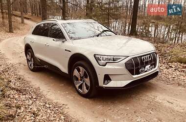 Позашляховик / Кросовер Audi e-tron 2020 в Вінниці