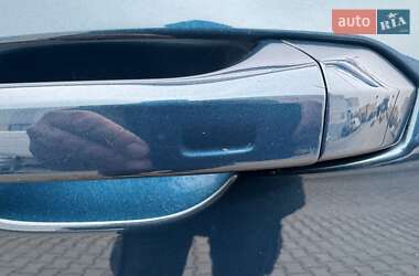 Внедорожник / Кроссовер Audi e-tron 2020 в 