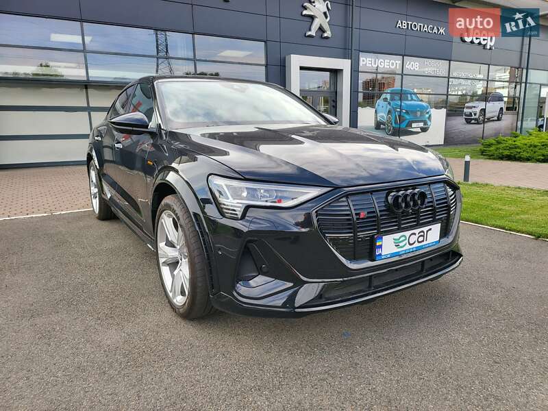 Внедорожник / Кроссовер Audi e-tron 2022 в Киеве