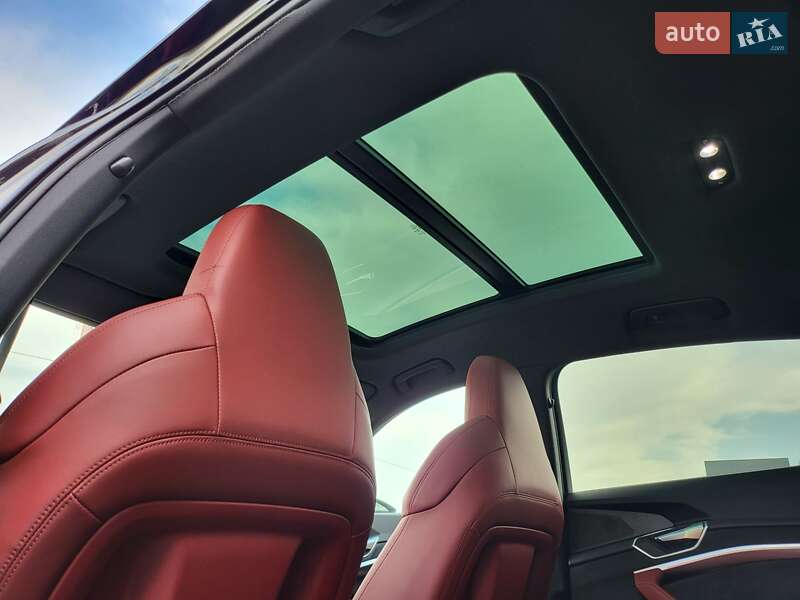 Внедорожник / Кроссовер Audi e-tron 2022 в Киеве
