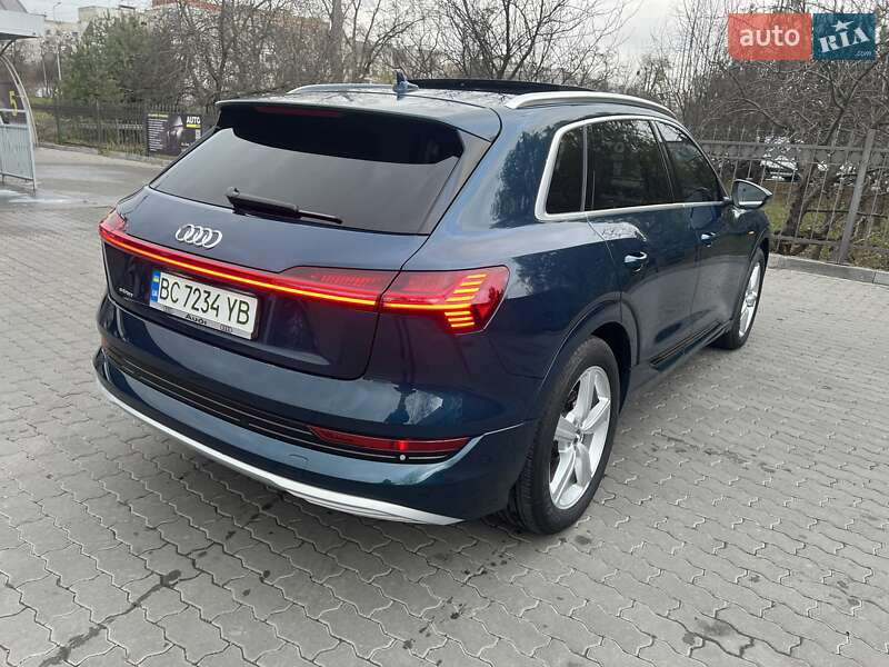 Позашляховик / Кросовер Audi e-tron 2019 в Львові