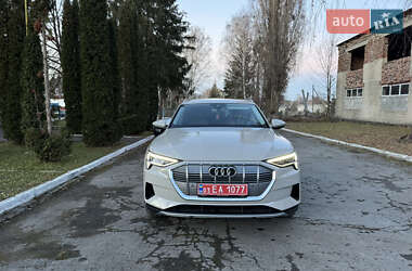 Внедорожник / Кроссовер Audi e-tron 2021 в Ровно