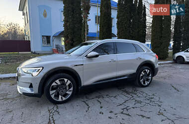 Внедорожник / Кроссовер Audi e-tron 2021 в Ровно