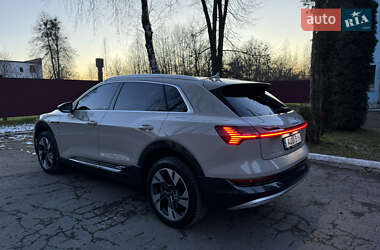 Внедорожник / Кроссовер Audi e-tron 2021 в Ровно