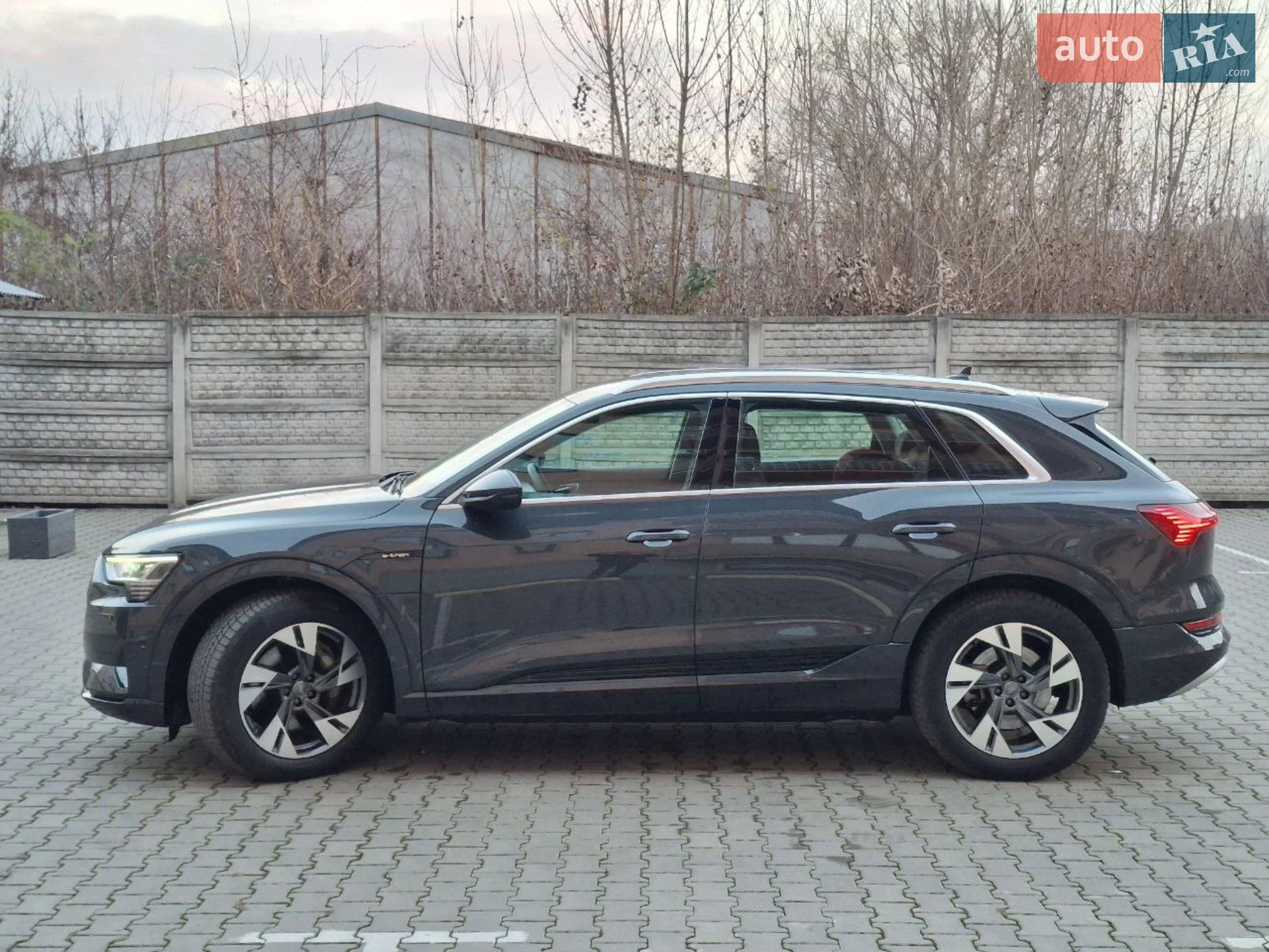 2020 Audi e-tron - мініатюра 4