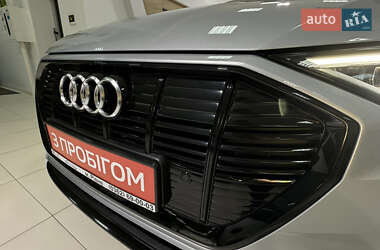 Внедорожник / Кроссовер Audi e-tron 2020 в 