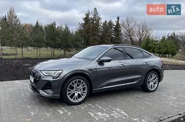 Внедорожник / Кроссовер Audi e-tron 2020 в Киеве