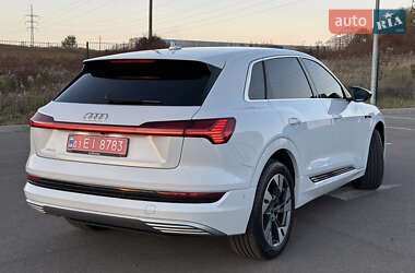 Внедорожник / Кроссовер Audi e-tron 2021 в Ровно