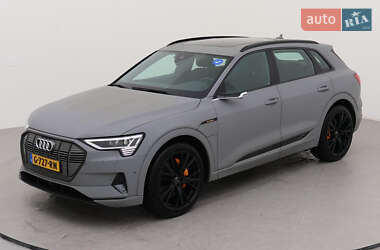 Внедорожник / Кроссовер Audi e-tron 2019 в 