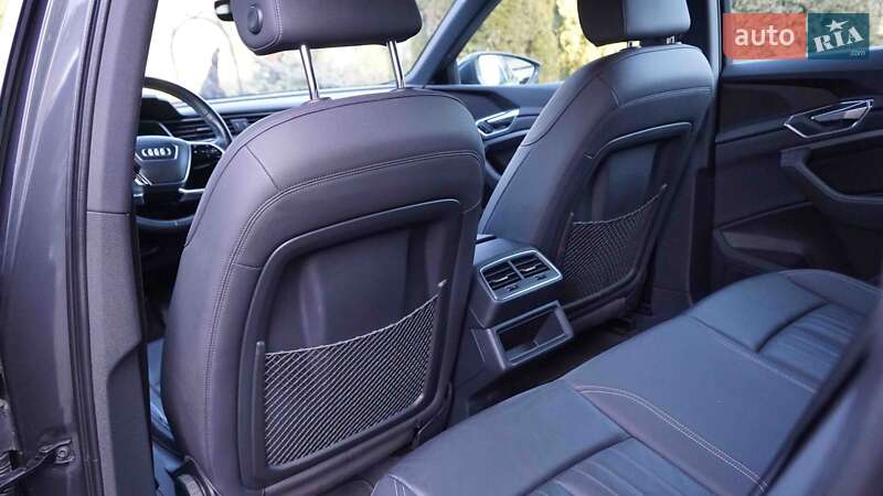 Внедорожник / Кроссовер Audi e-tron 2019 в Коломые фото 31 Внедорожник / Кроссовер Audi e-tron 2019 в Коломые