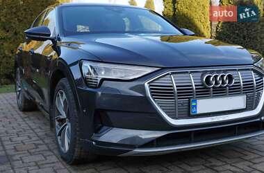 Внедорожник / Кроссовер Audi e-tron 2019 в 