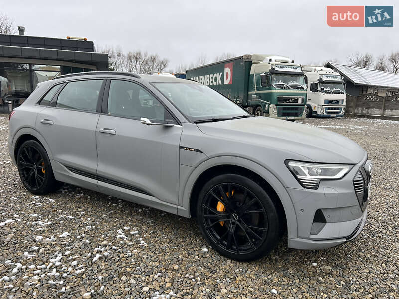Внедорожник / Кроссовер Audi e-tron 2019 в Коломые