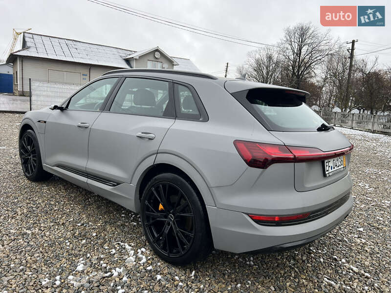 Внедорожник / Кроссовер Audi e-tron 2019 в Коломые
