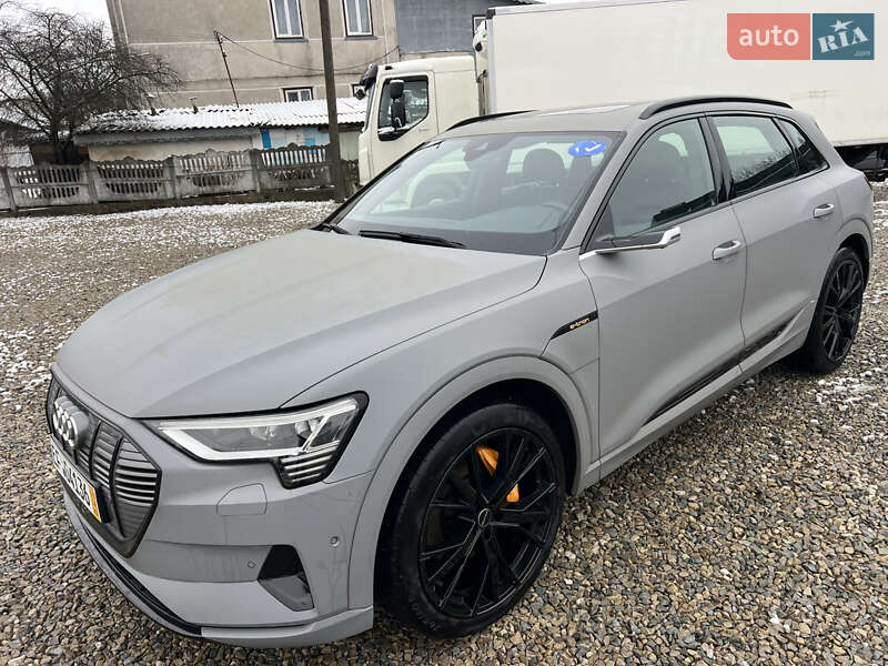 Внедорожник / Кроссовер Audi e-tron 2019 в Коломые