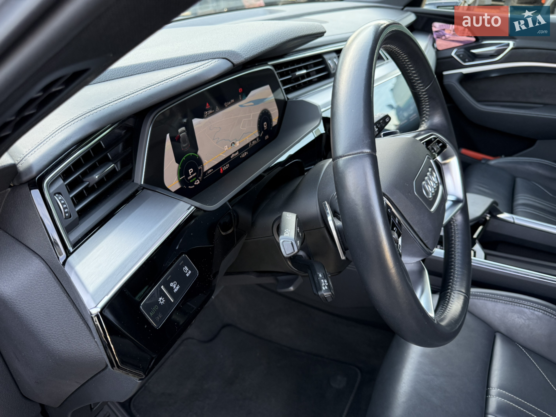2019 Audi e-tron - мініатюра 46
