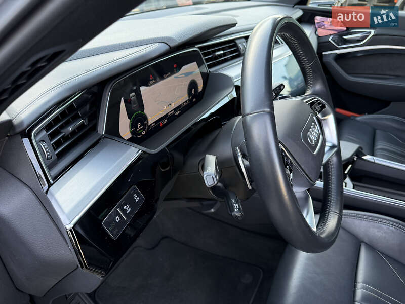 Внедорожник / Кроссовер Audi e-tron 2019 в Коломые
