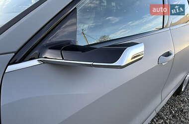 Внедорожник / Кроссовер Audi e-tron 2019 в 