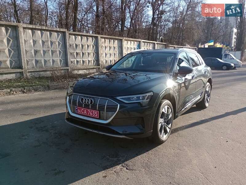 Позашляховик / Кросовер Audi e-tron 2019 в Києві