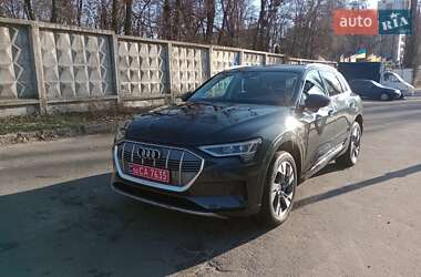 Внедорожник / Кроссовер Audi e-tron 2019 в 