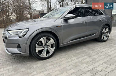 Внедорожник / Кроссовер Audi e-tron 2020 в Киеве