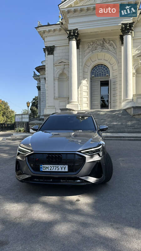 Внедорожник / Кроссовер Audi e-tron 2021 в Борисполе фото 35 Внедорожник / Кроссовер Audi e-tron 2021 в Борисполе