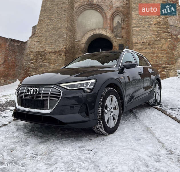 Внедорожник / Кроссовер Audi e-tron 2020 в Луцке