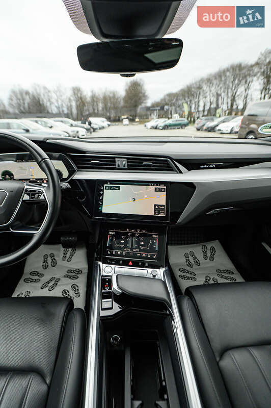 Внедорожник / Кроссовер Audi e-tron 2020 в Львове фото 31 Внедорожник / Кроссовер Audi e-tron 2020 в Львове
