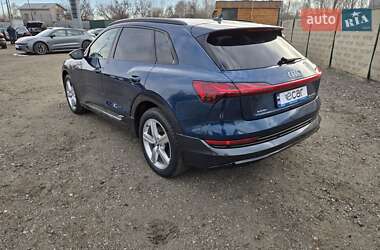 Внедорожник / Кроссовер Audi e-tron 2020 в Киеве