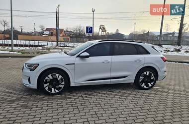 Позашляховик / Кросовер Audi e-tron 2022 в Львові