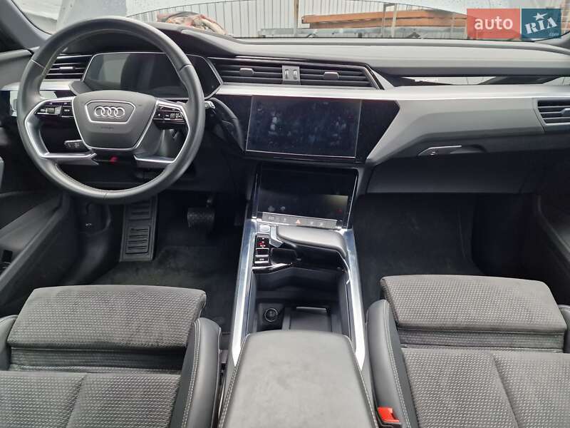 Внедорожник / Кроссовер Audi e-tron 2020 в Львове