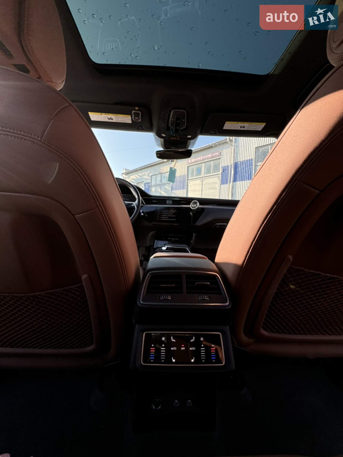 2021 Audi e-tron - мініатюра 6