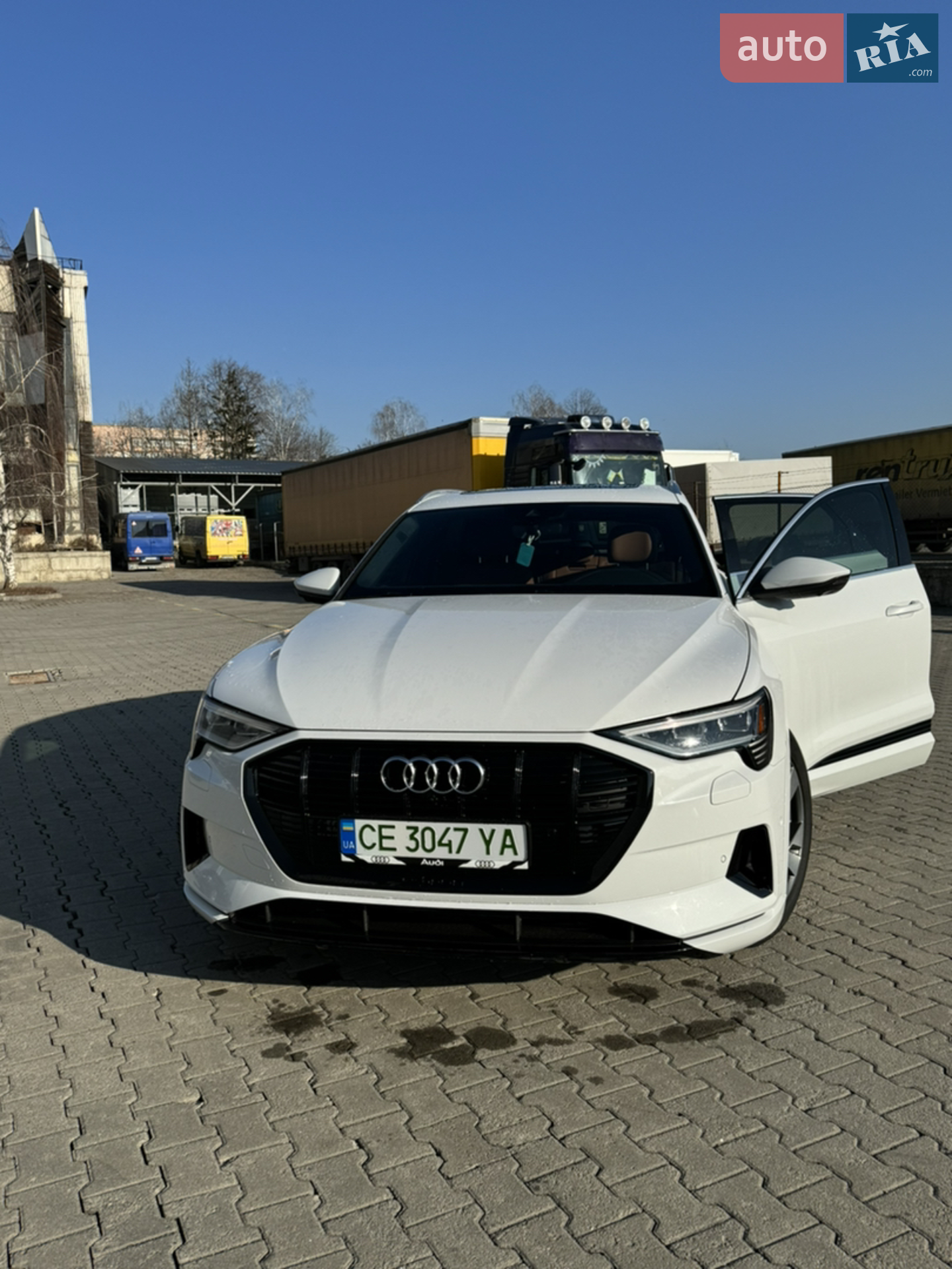 2021 Audi e-tron - мініатюра 13