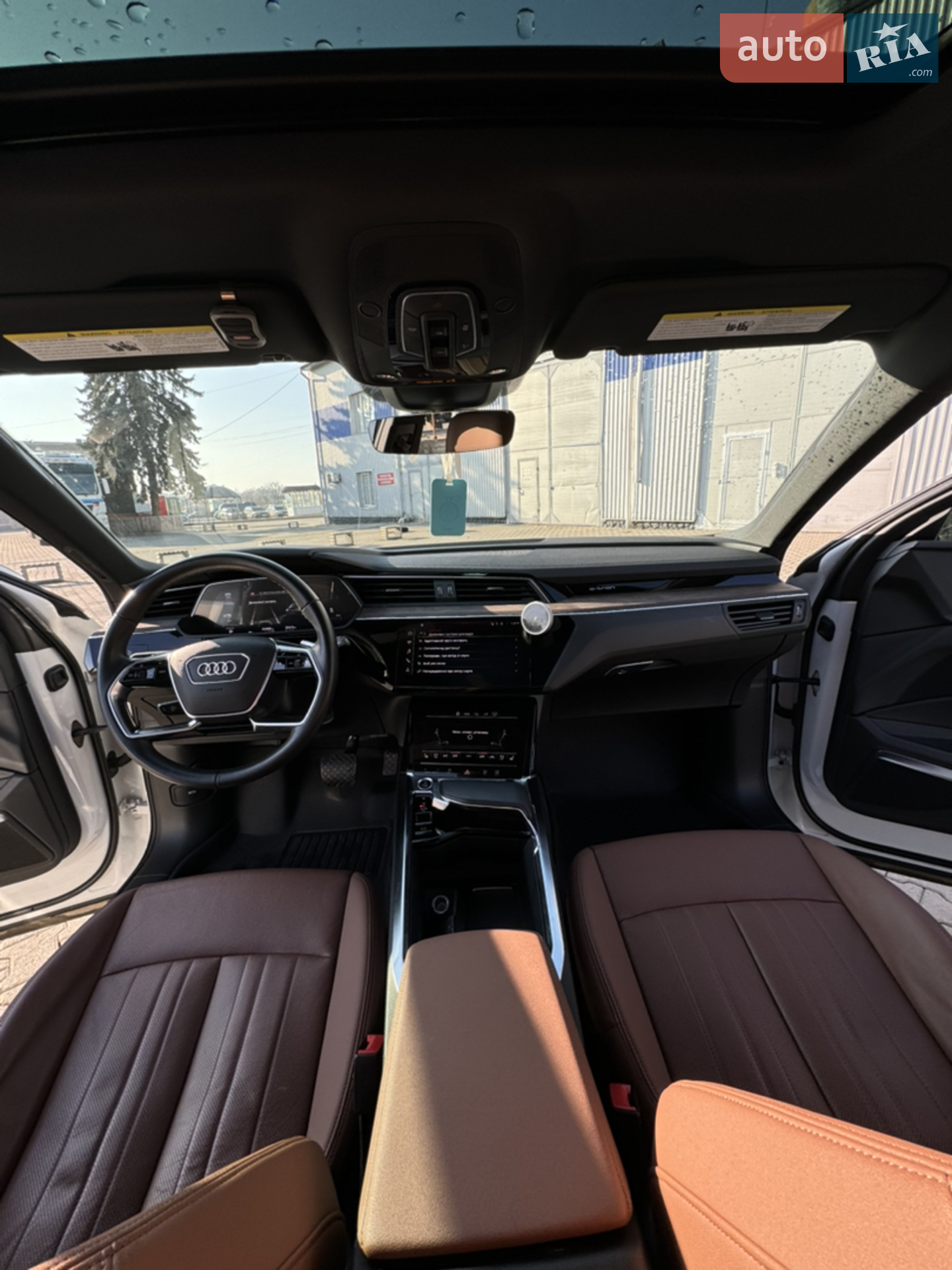 2021 Audi e-tron - мініатюра 26