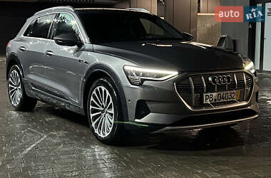 Позашляховик / Кросовер Audi e-tron 2020 в Ужгороді