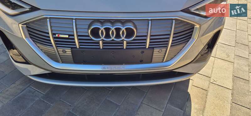 Внедорожник / Кроссовер Audi e-tron 2022 в Черкассах