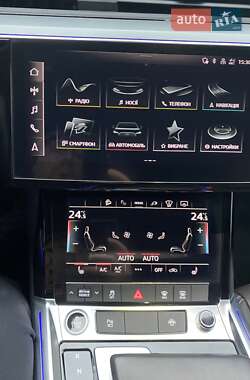 Позашляховик / Кросовер Audi e-tron 2020 в 